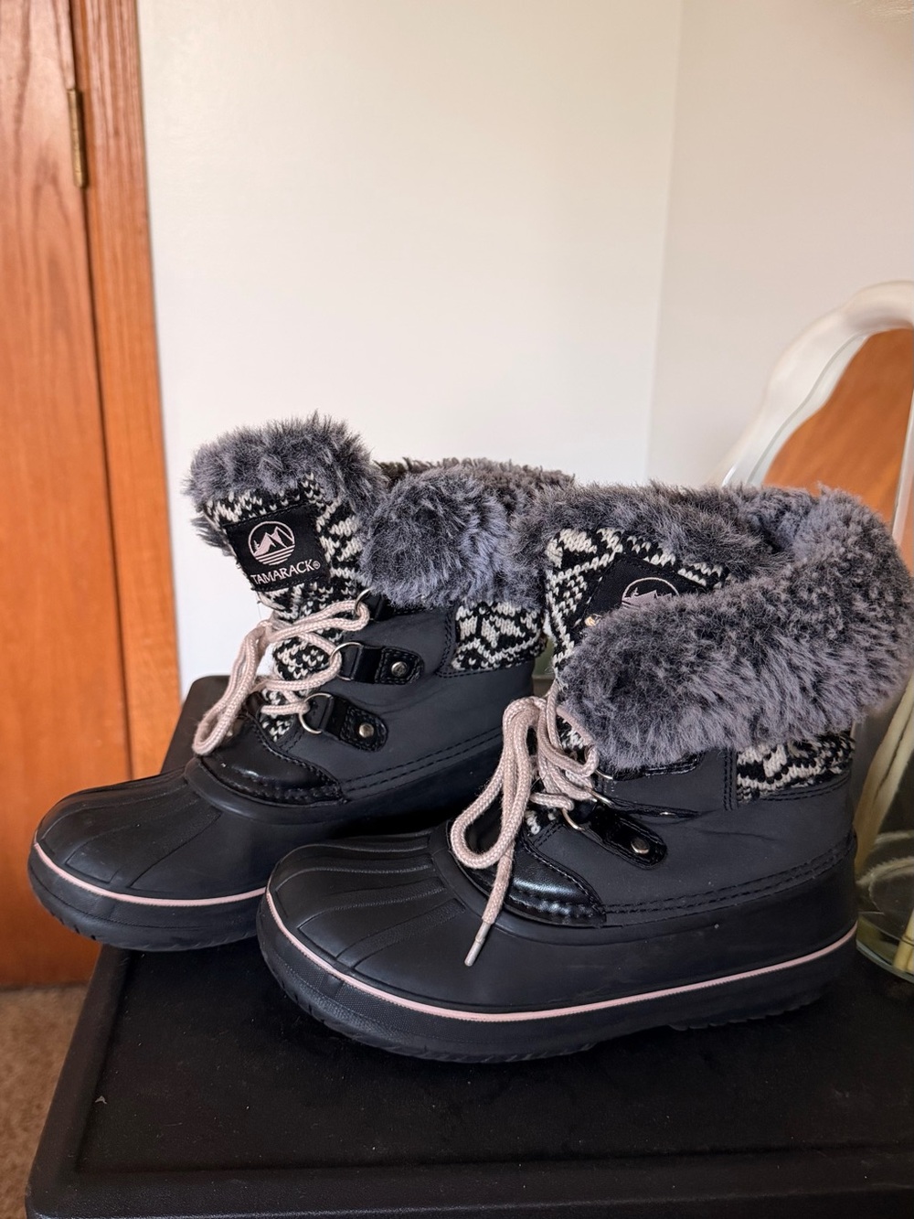 Kids Winter Snow Boots with Faux Fur Trim - Black/Grey